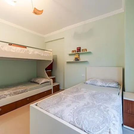 The Grandeur Seaview By Ps Apartament